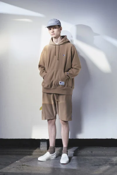 Look 9